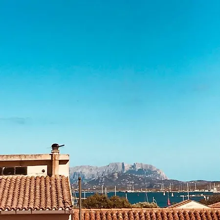 Oda ve Kahvaltı Ebo 4*