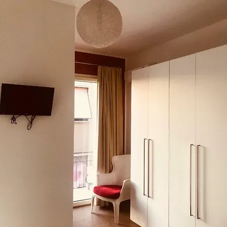 Oda ve Kahvaltı Ebo' 3*